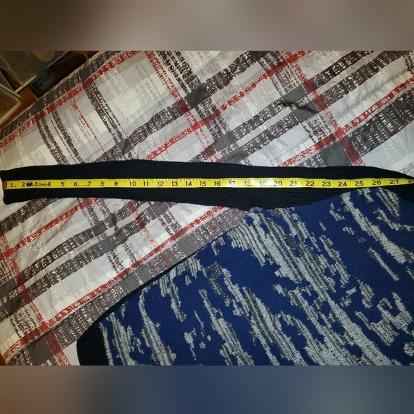 5 for $20 | SI-IAE Abstract Front Knitted Ribbed Sweater - Picture 11 of 12